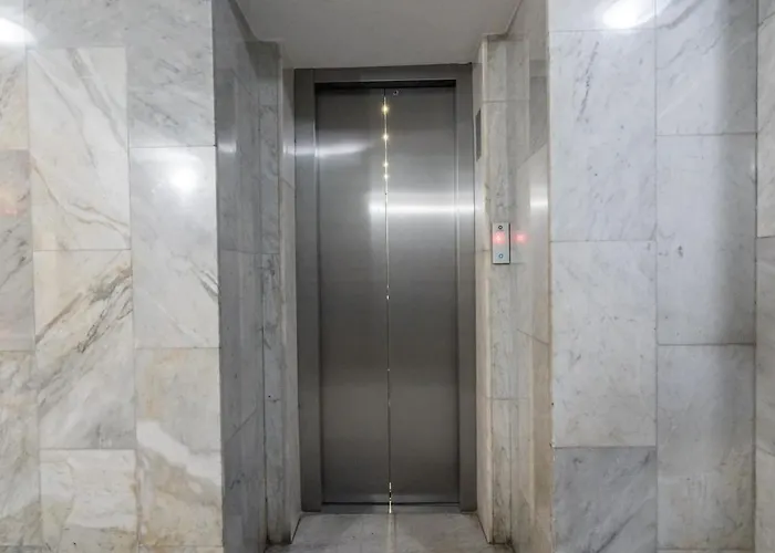 Spectacular River Views 2br Flat - Location Апартаменти *