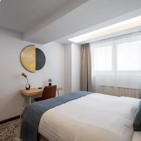 Apartment Spectacular River Views 2br Flat - Location Bucharest