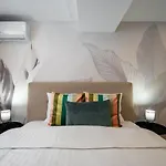 Spectacular River Views 2br Flat - Location Apartment *