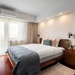 Spectacular River Views 2br Flat - Location * Bucharest