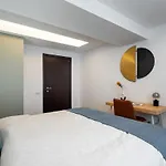 Spectacular River Views 2br Flat - Location *