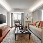 Spectacular River Views 2br Flat - Location *