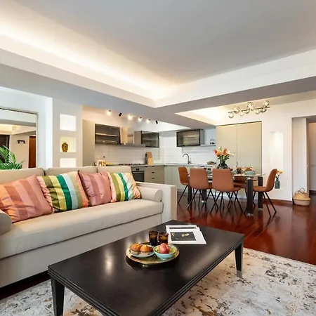 Spectacular River Views 2br Flat - Location Apartment Bucharest
