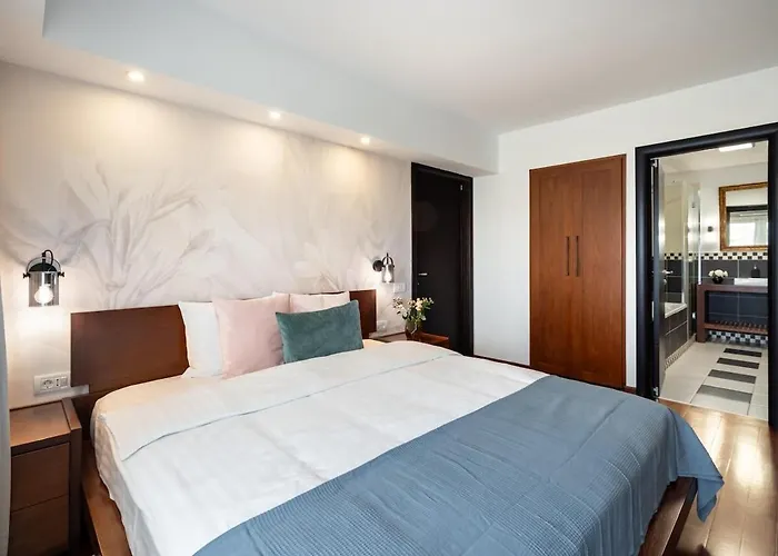 Apartament Spectacular River Views 2br Flat - Location Bucureşti