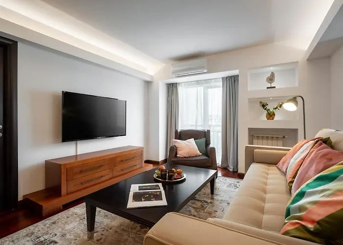 Spectacular River Views 2br Flat - Location * Bucharest