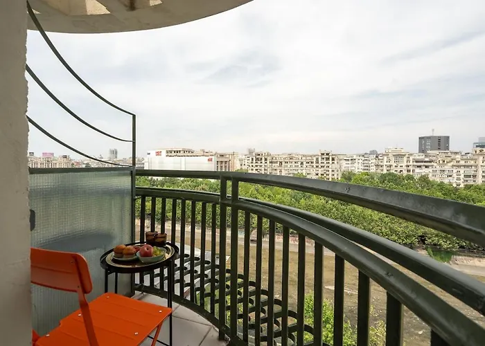 Spectacular River Views 2br Flat - Location Apartament