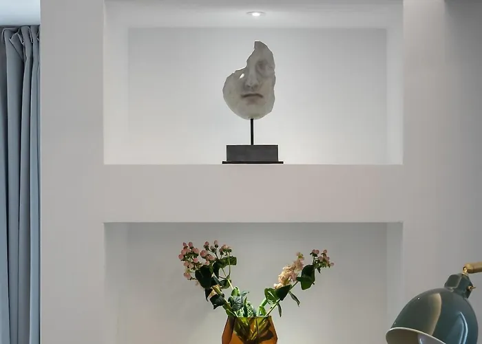 Spectacular River Views 2br Flat - Location Lägenhet *