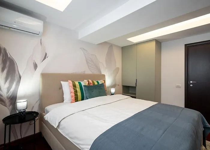 Apartment Spectacular River Views 2br Flat - Location Bukarest