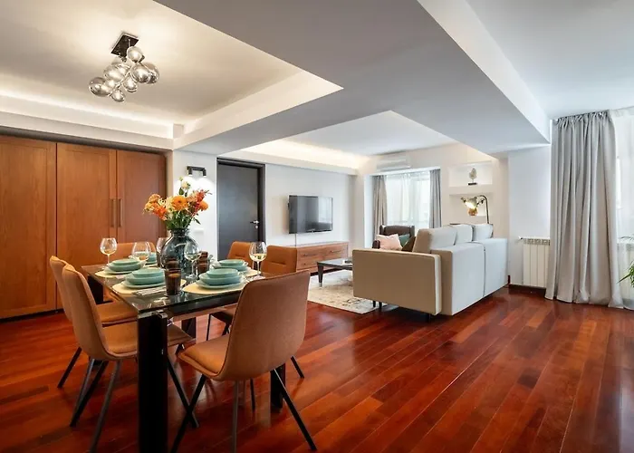 Apartament Spectacular River Views 2br Flat - Location Bukareszt