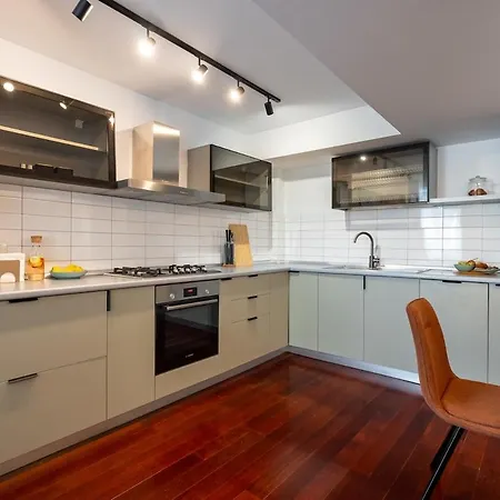 Apartament Spectacular River Views 2br Flat - Location