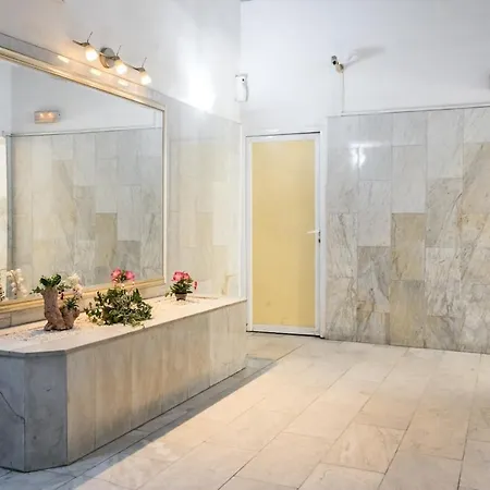 Apartament Spectacular River Views 2br Flat - Location *